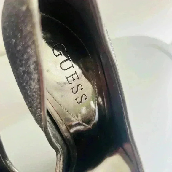 GUESS SHOES SIZE 6.5 SHIMMER SOFT PURPLE COLOR LIKE NEW CONDITION - Picture 11 of 16